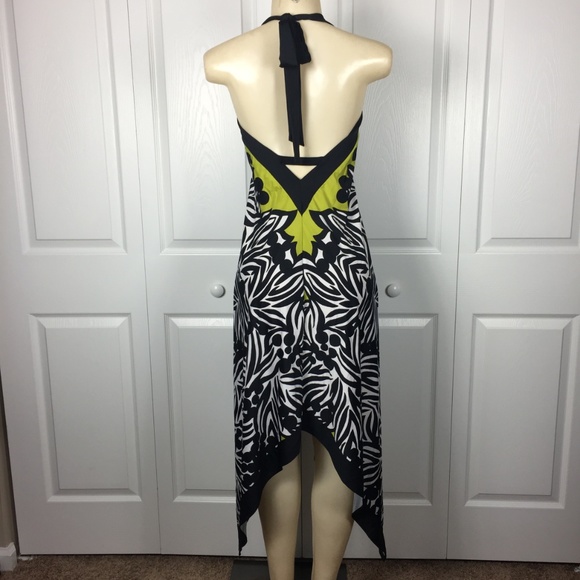  LIKE NEW - Great Asymmetrical Dress! - Picture 4 of 7